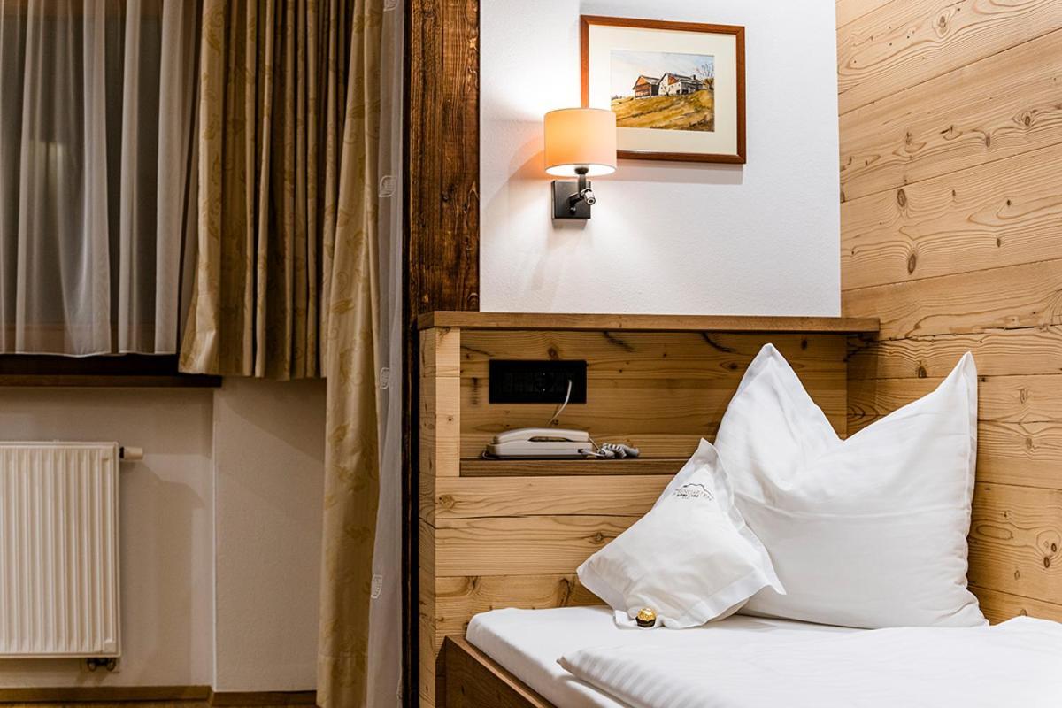 Garni Hotel Rosengarten B&B Selva di Val Gardena Eksteriør bilde