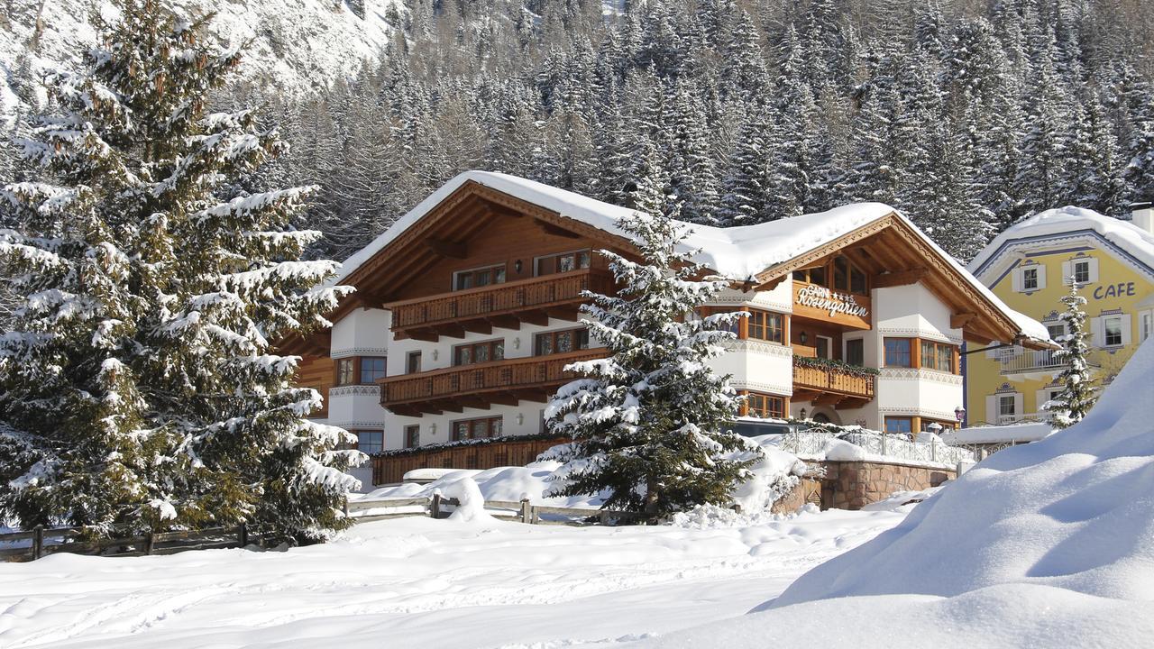 Garni Hotel Rosengarten B&B Selva di Val Gardena Eksteriør bilde