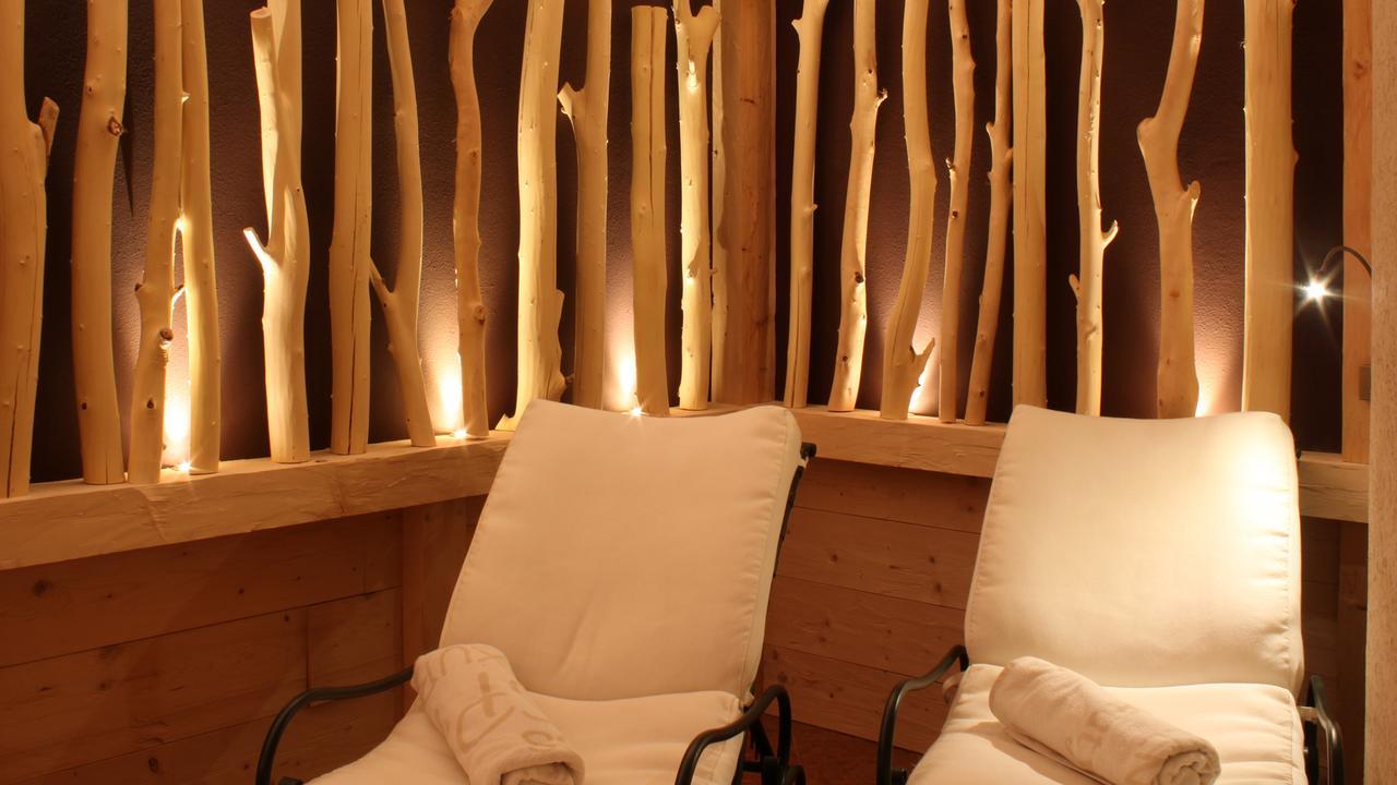 Garni Hotel Rosengarten B&B Selva di Val Gardena Eksteriør bilde
