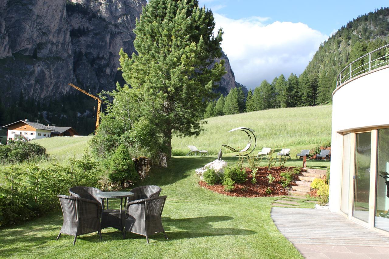 Garni Hotel Rosengarten B&B Selva di Val Gardena Eksteriør bilde