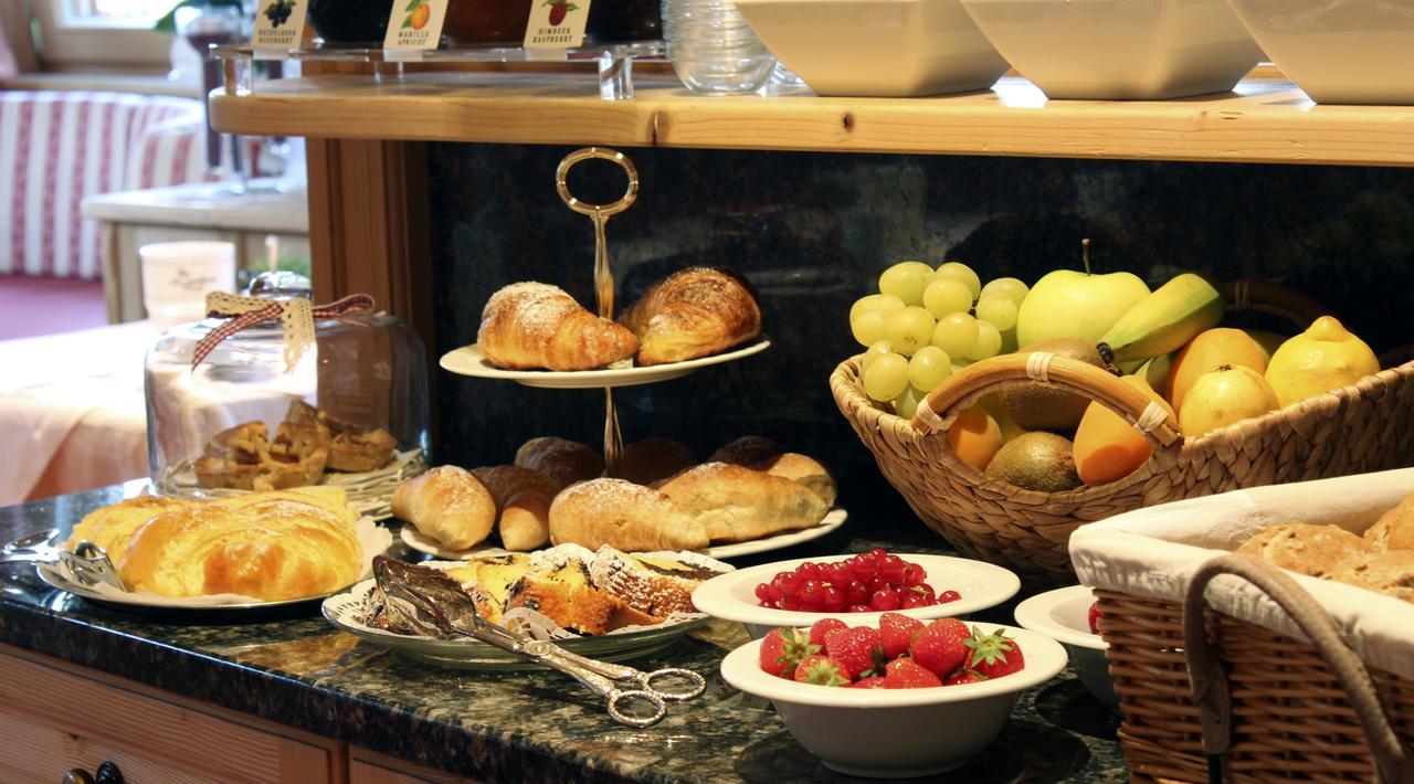 Garni Hotel Rosengarten B&B Selva di Val Gardena Eksteriør bilde